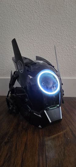 Cyberpunk Mask w/ Light