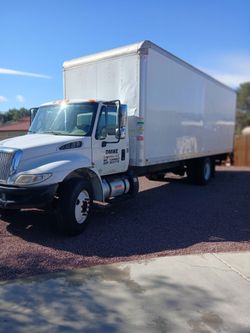 26' Box Truck