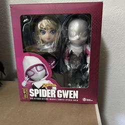 Spider Gwen Egg Attack Figure