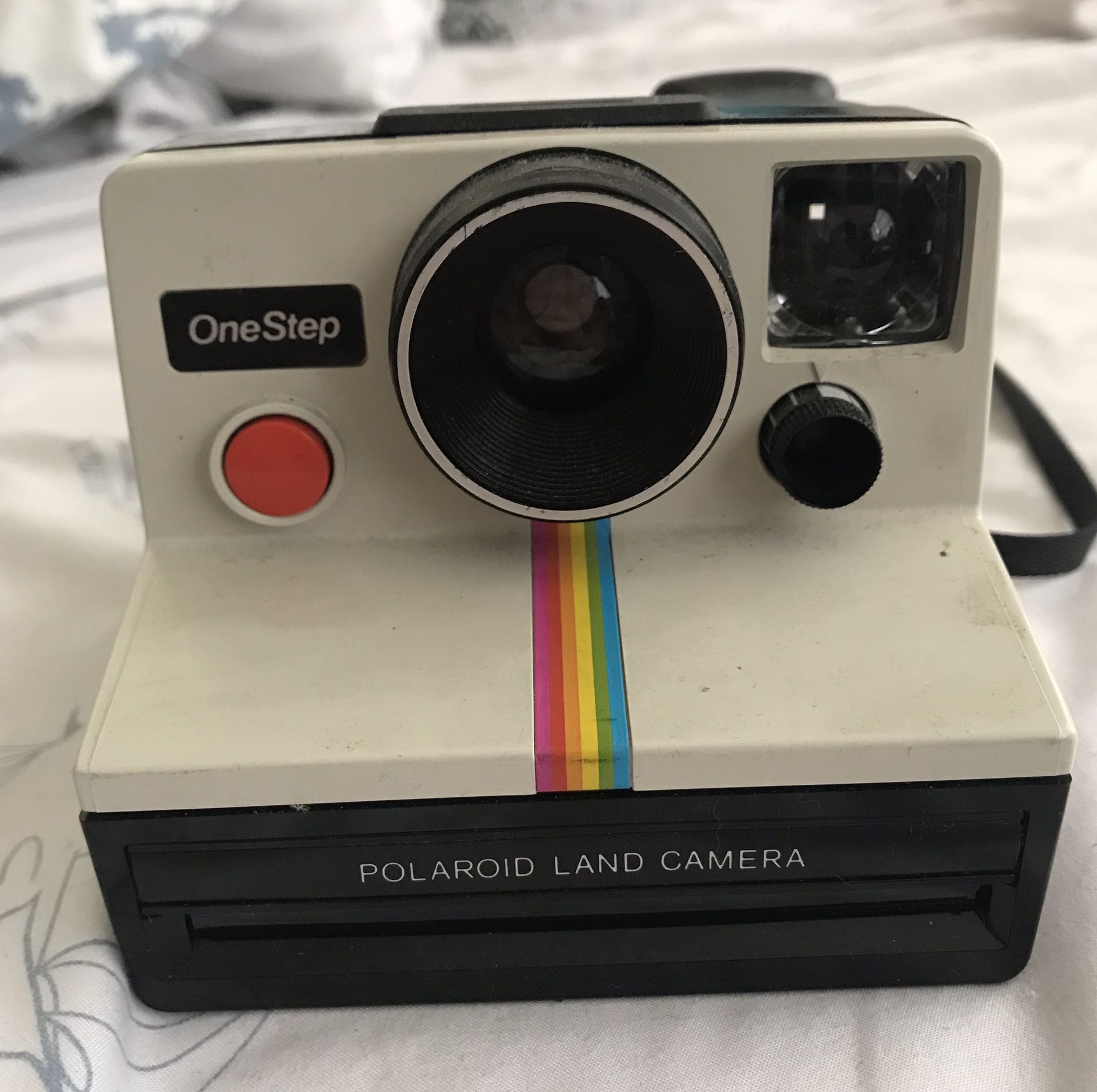 retro polaroid sx-70 one step land camera