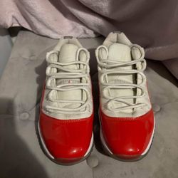 women’s jordan cherry red low