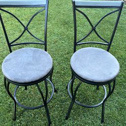 Swivel Bar Stools