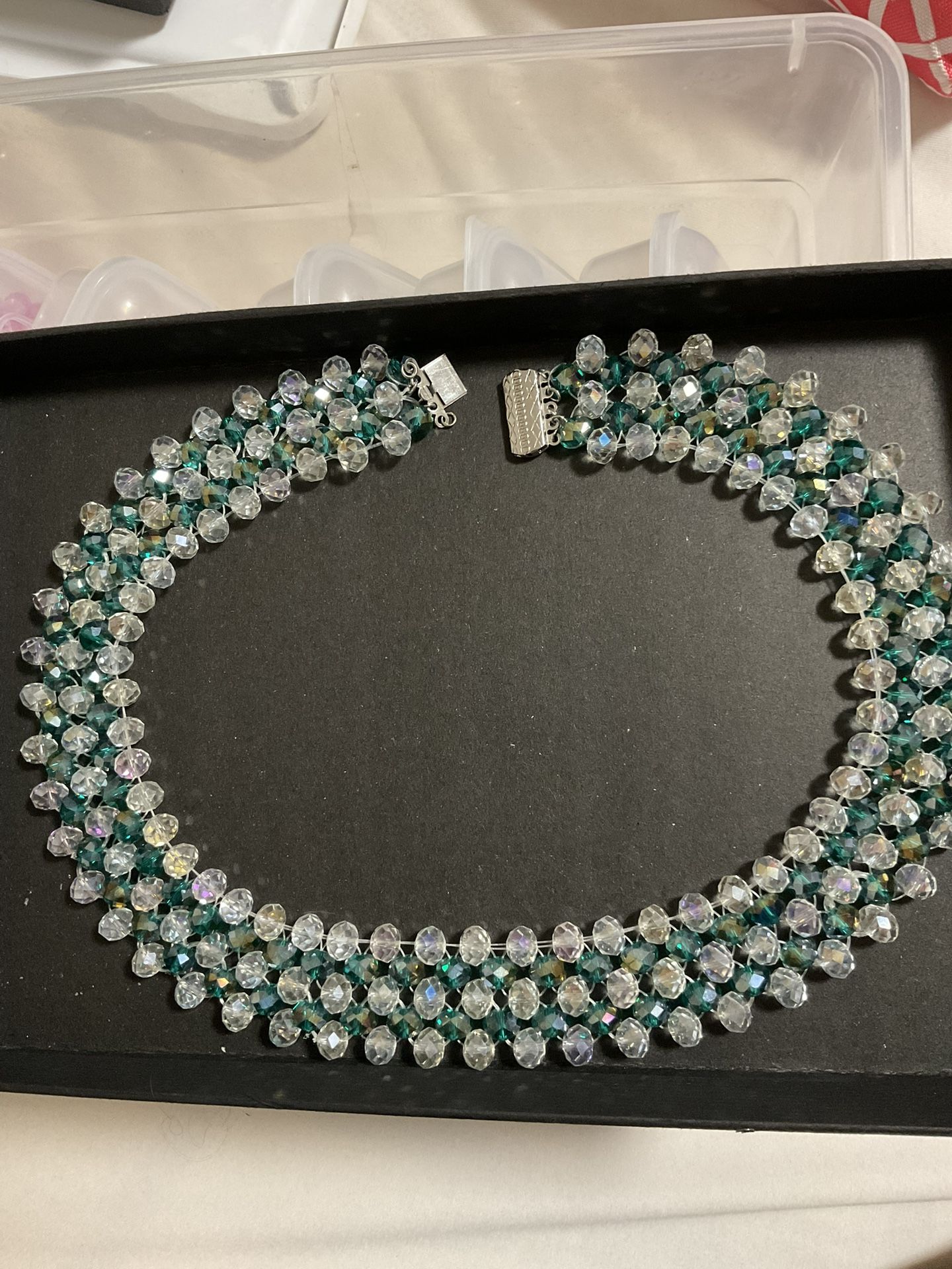 Green Crystal Necklace And Bracelet Set