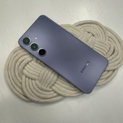 Samsung Galaxy S24 - Pay $5 and the rest later