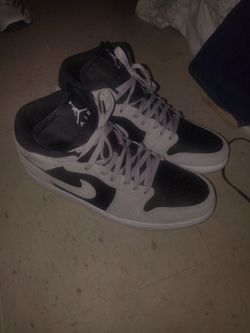 Nikes air Jordans gray and black size 14 in men
