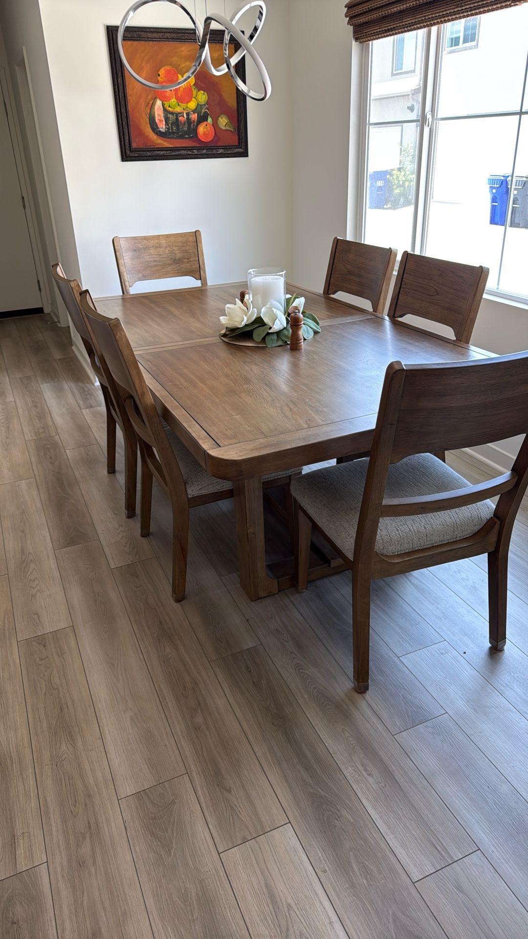 Cabalynn Dining Table and 6 Chairs