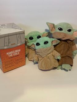 3 Grogu Plushies 