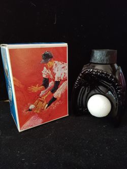 Avon Baseball Glove Fielder's Choice Bottle