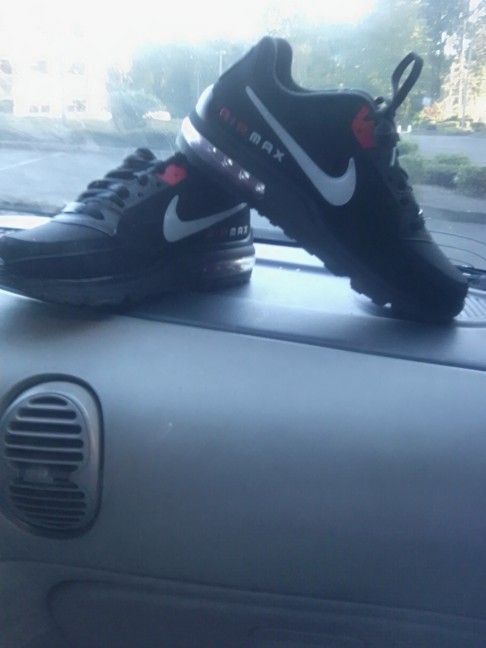 Nike Air Max 90's Limited's Size 10 Mens