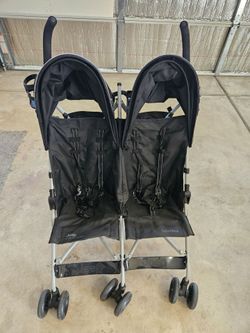 Jeep TurboGlyde Double Stroller by Delta Children