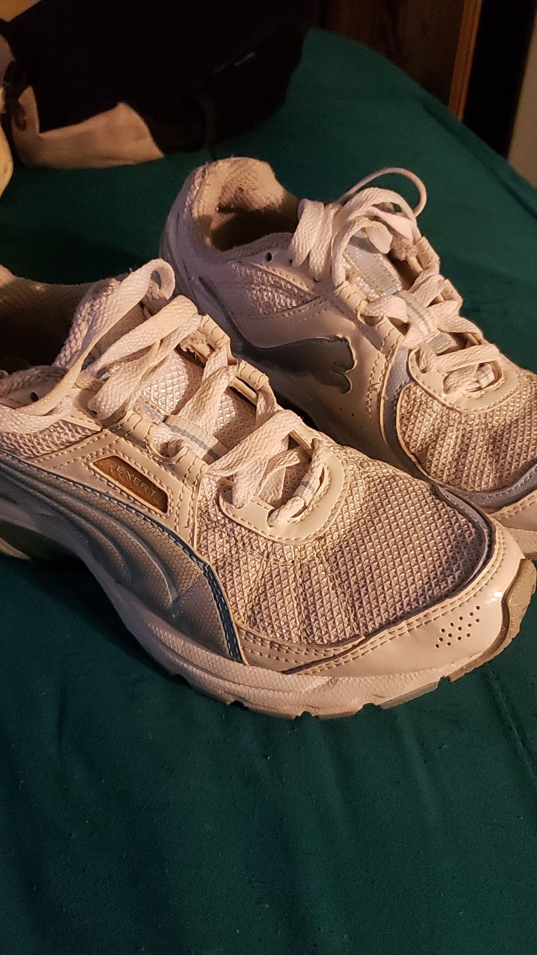 Puma size 8 women's