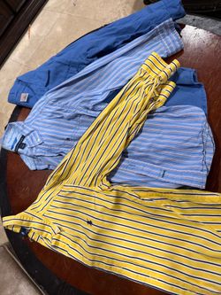 “Boys Size 5 Button-Down Shirt Bundle 🩵💛