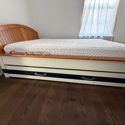 Full Bed Pottery Barn