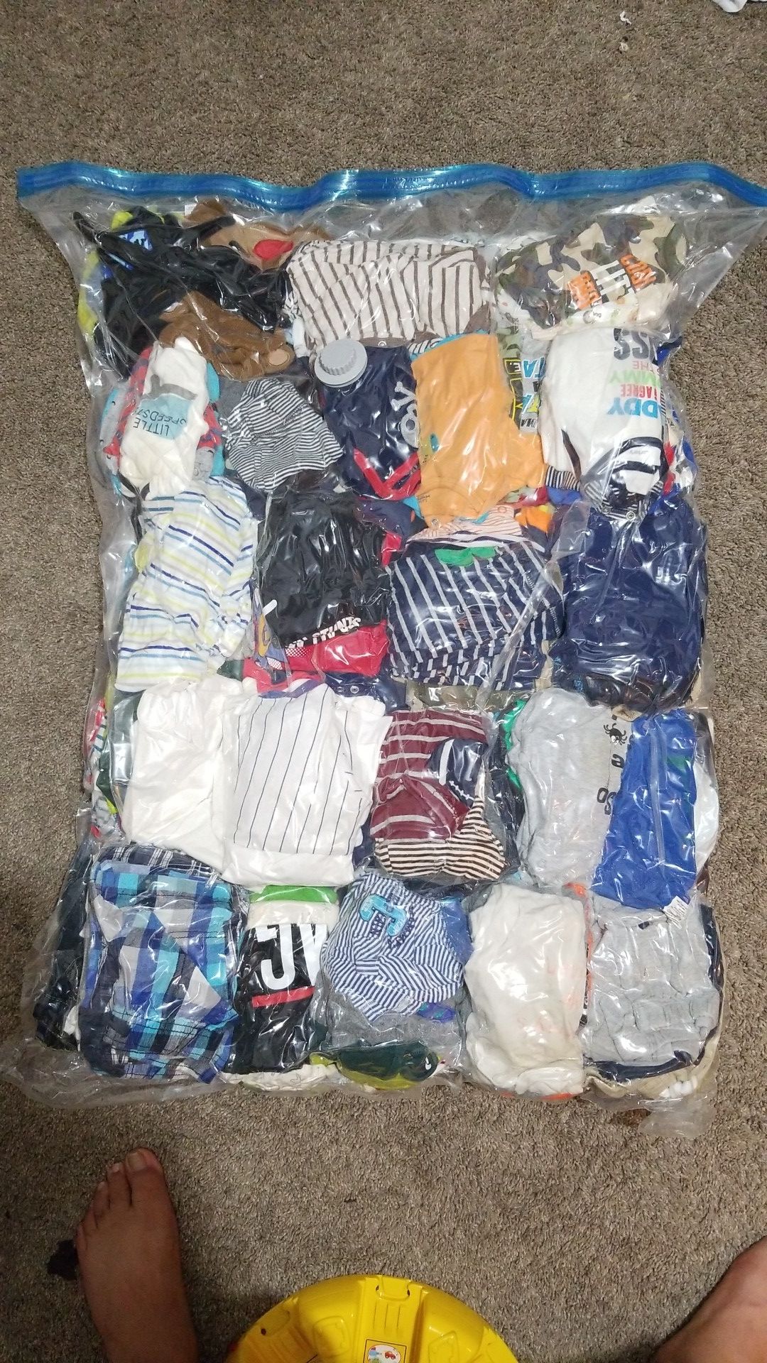 50 pieces plus of toddler clothing