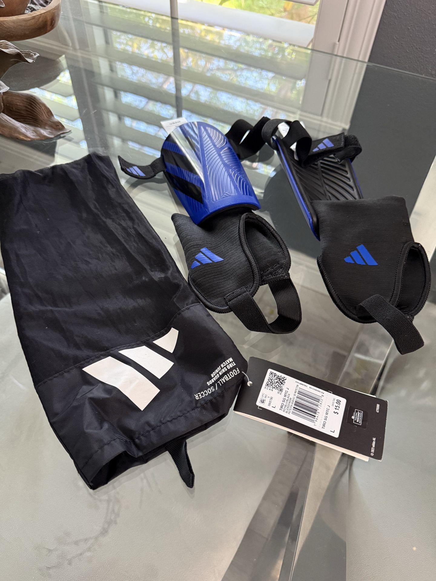 Adidas Soccer Shin Guards – New – Size L