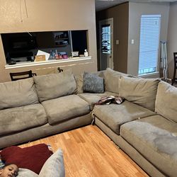 Sectional couch