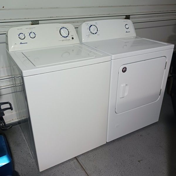 Amana Matching Set Washer And Gas Dryer Excellent Working Condition 