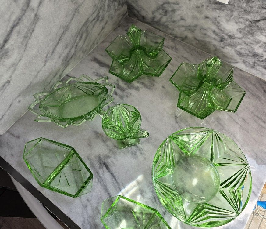 Vintage Green Uranium Glass Art Deco Set Pyramid Pattern Rare for Sale in  Upland, CA - OfferUp