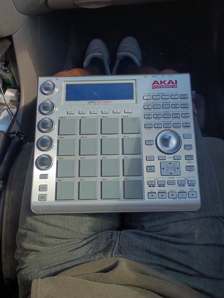 Akai Professional Mpc Studio