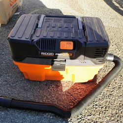 RIDGID WD45500 Wet Dry Vacuum 4.5 Gallon