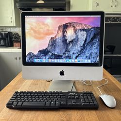 Apple iMac 21.5 Inch Desktop Computer - 320GB Hard Drive / DVD Drive / Mac OS Yosemite 