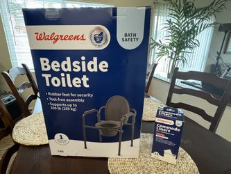 Bedside Toilet Commode & Extra Liners - Black - ALL NEW