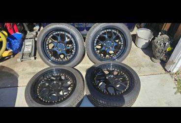 18x8.5 Wheels
