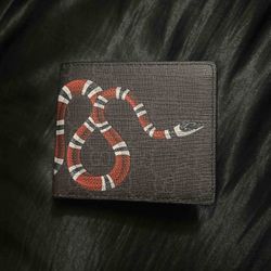 Designer Brand New Wallet REAL
