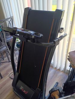 Treadmill works perfectly pick up in bourbonnais if not pick up I can deliver for a small fee