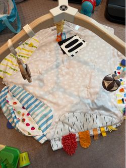 Lovevery Baby Play Gym