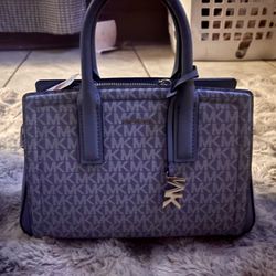 michael kors purse