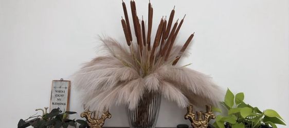 Pampas Grass With Cattail Flower Arrangement In Glass Vase