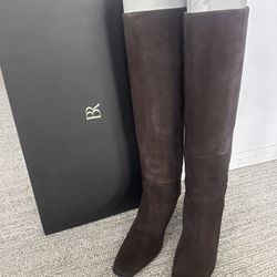 NEW! Banana Republic Women’s 7.5 Chocolate Suede Boots 