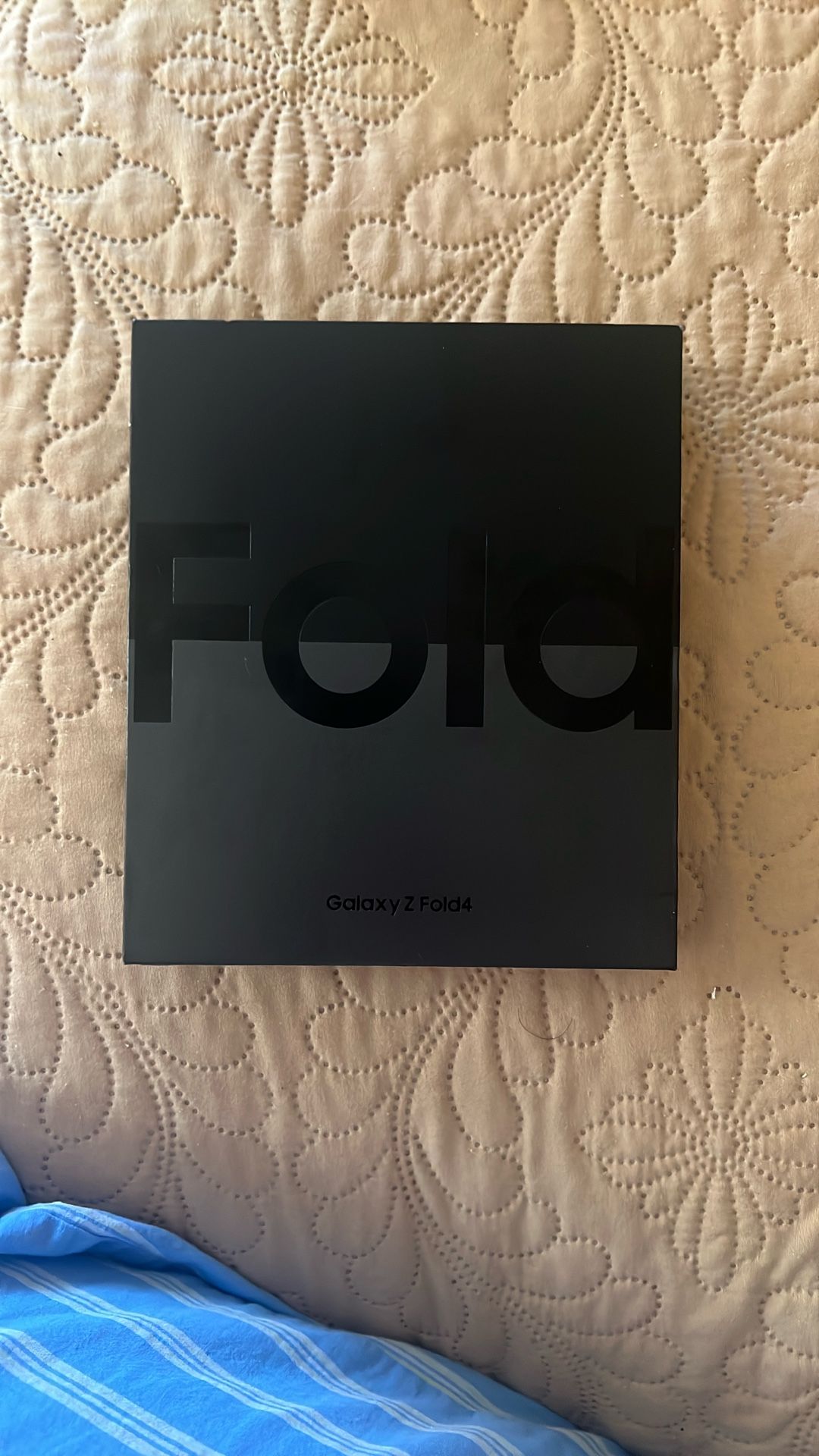 SAMSUNG Galaxy Z Fold 4 Factory Unlocked 256GB Phantom Black SM-F936U1