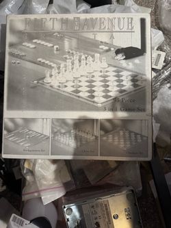 5th Avenue Crystal 3 in one Game set