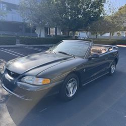1998 Ford Mustang