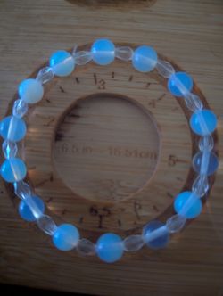8mm Opal Glass Bracelet