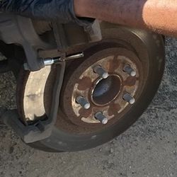 Brakes And Oil Change 