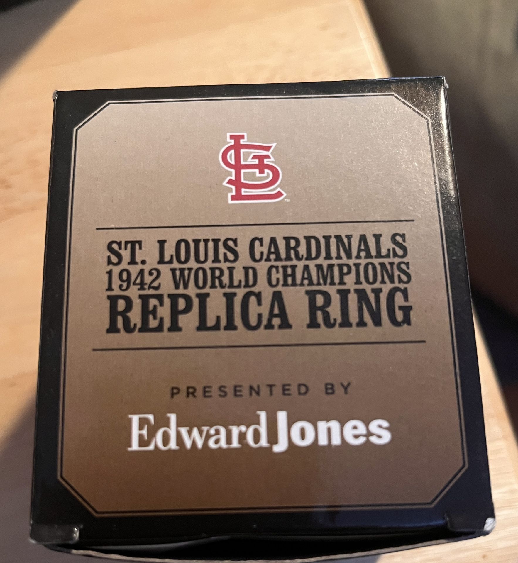 1942 World Champions Replica Ring St Louis Cardinals NIB SGA St Louis Cardinals