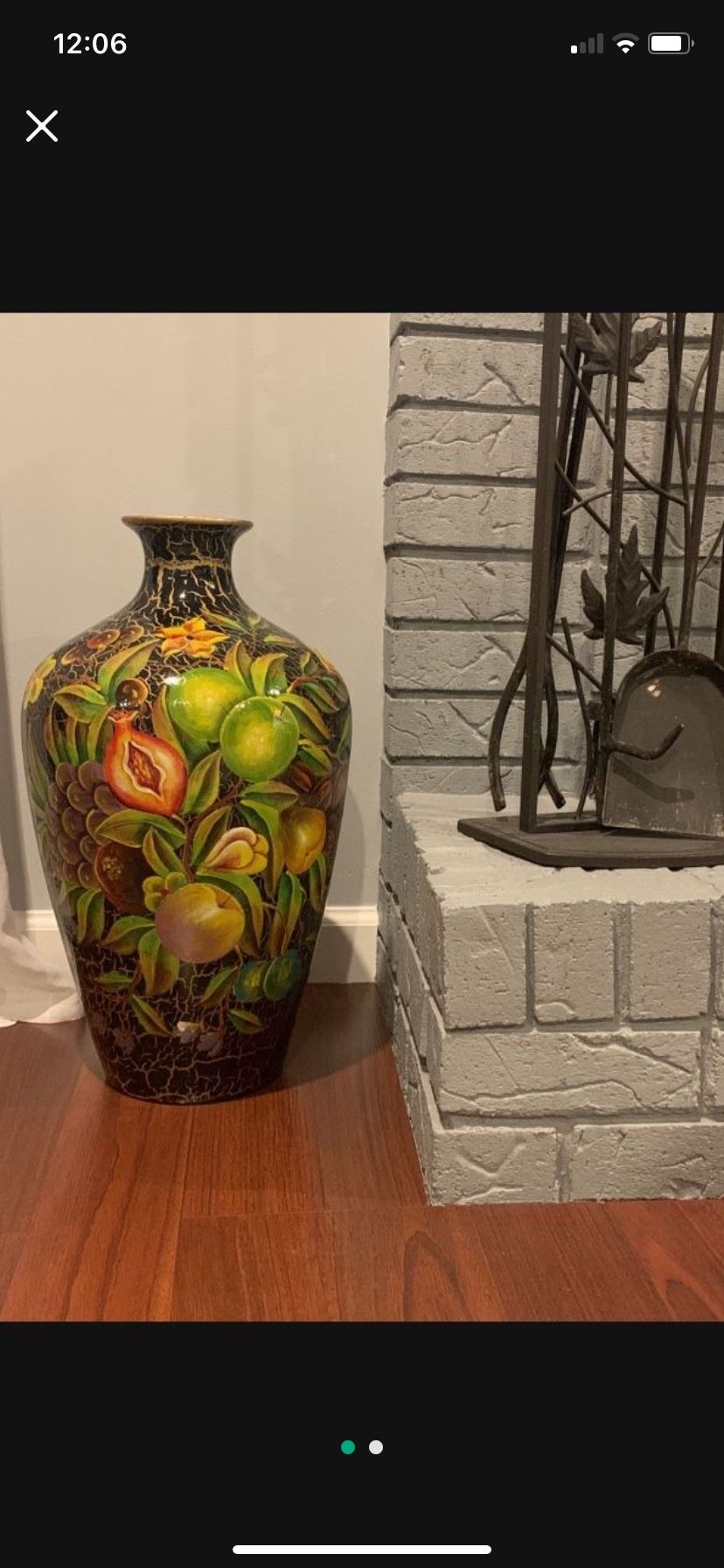 Floor Vase $15