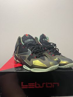 Lebron XI - Lions Pride