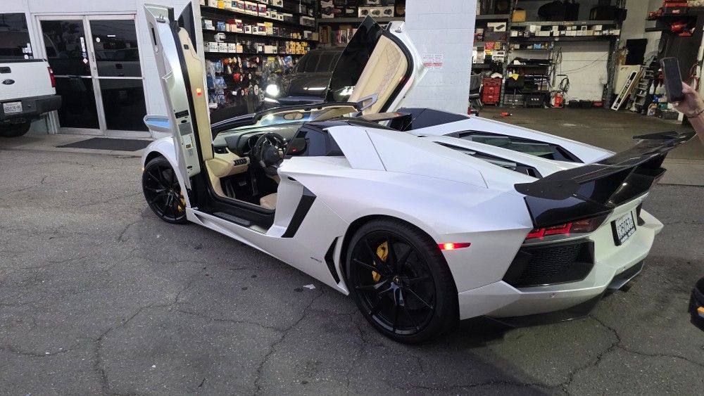 THE RADIO GUYS 🔊  🔊 🔊 Car Audio ✅️ Alarms ✅️ Window Tint ✅️ LED Lights ✅️ Troubleshooting ✅️ And Much More. Sales And Installations Car Window Tint