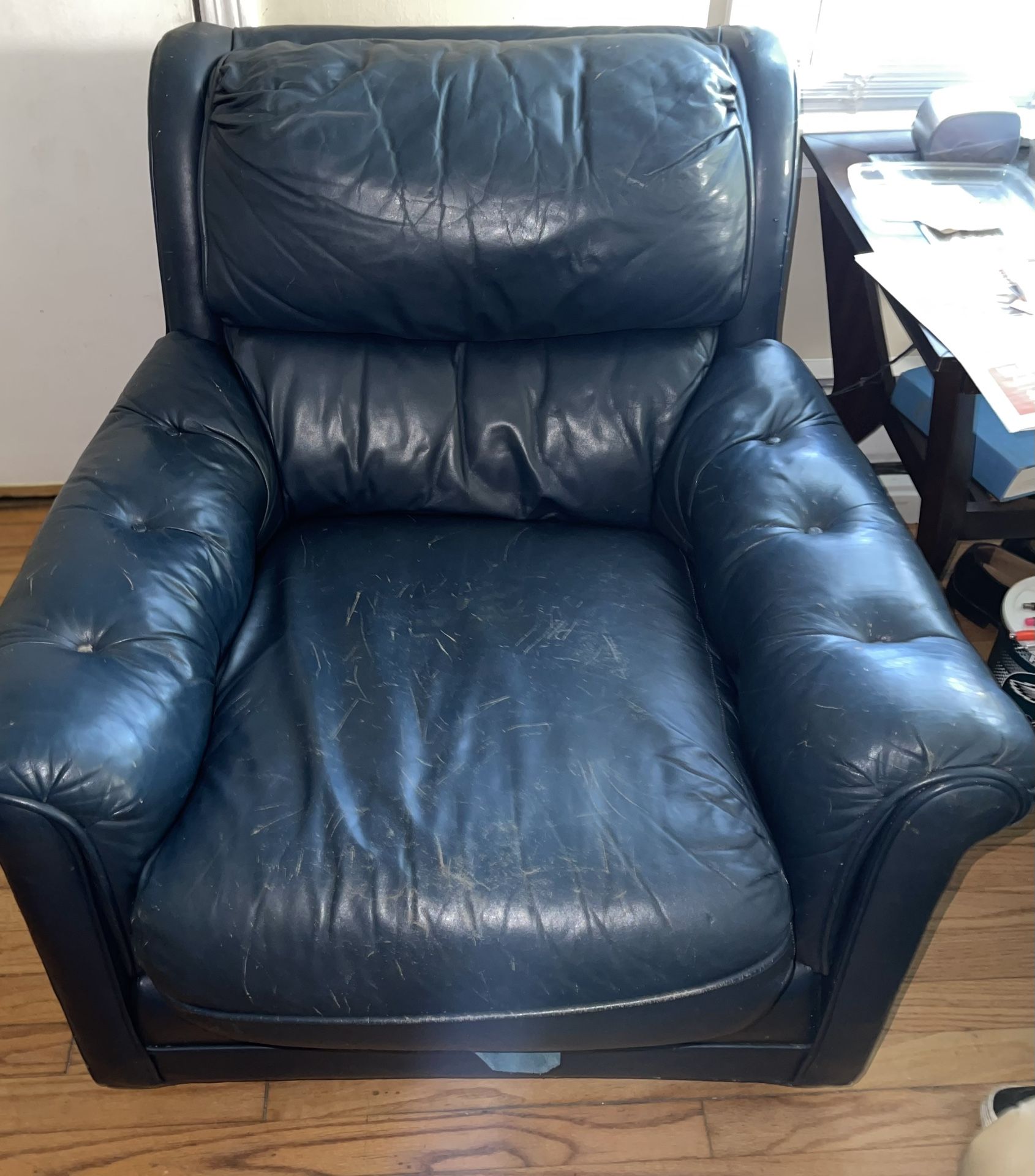 Vintage Classic Genuine Top Grain Leather Navy Blue Chair 