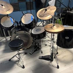 Drum Sets 