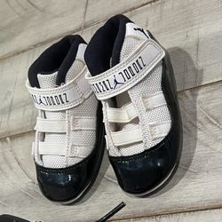 Jordan 11s