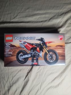 LEGO Technic Ducati Desmo450 MX Factory Motorcycle (42238) 457pcs
