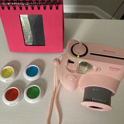 Instax 7s Polaroid Girls Camera.   