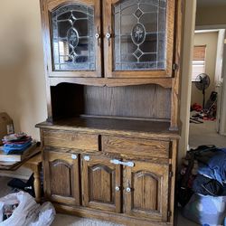 2 Piece China/Amish Hutch