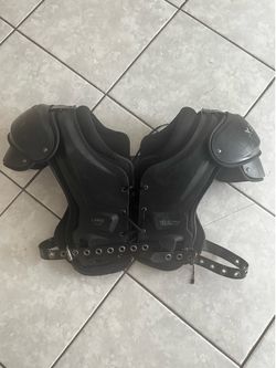 velocity 2 xenith football youth Large shoulder pads