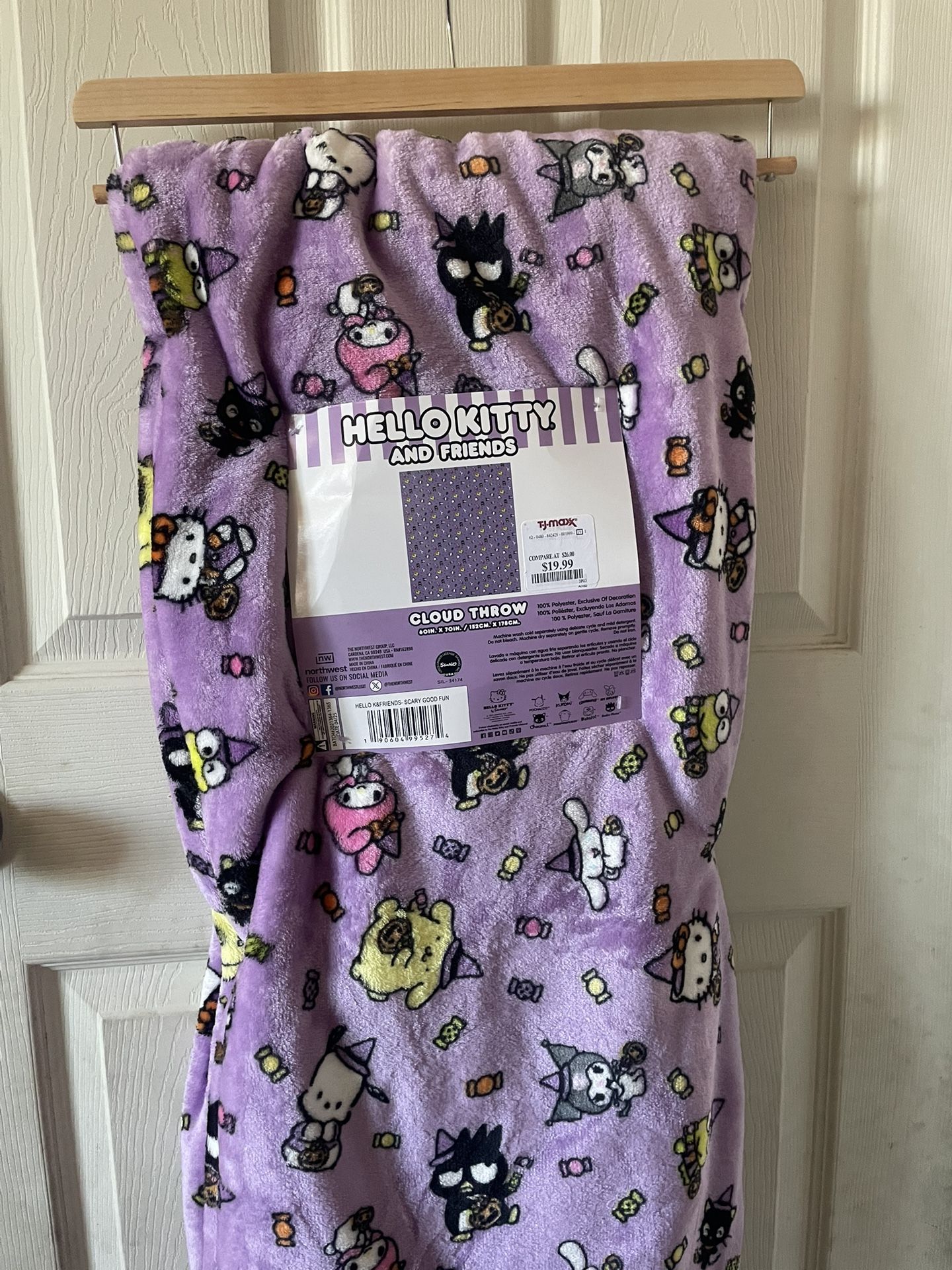 Hello Kitty Halloween Blanket